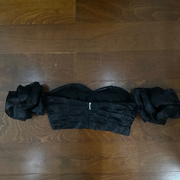 Collective the Label black shimmery crop top. - Picture 2 of 3